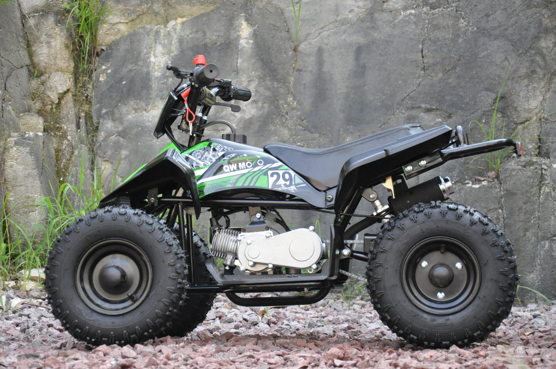 mini_atv_barn5.jpg